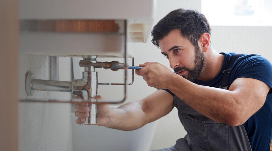 Hot water issue at sink in Franklin, KY